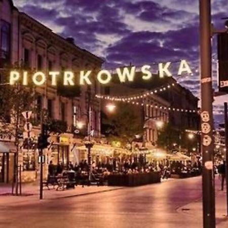 P-122 Piotrkowska Apartment. Łódź Exteriör bild